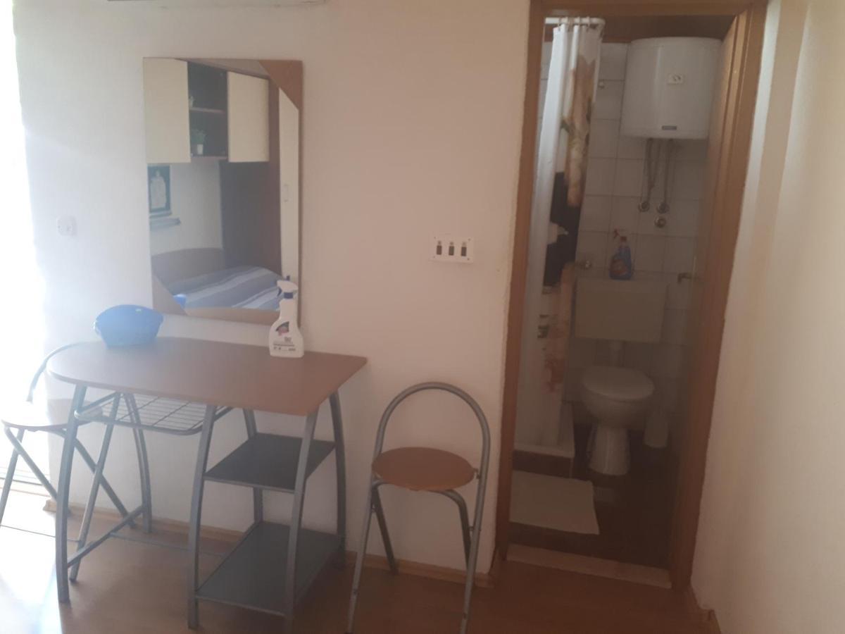 Apartmani Leko Mirjana Baška Voda Buitenkant foto