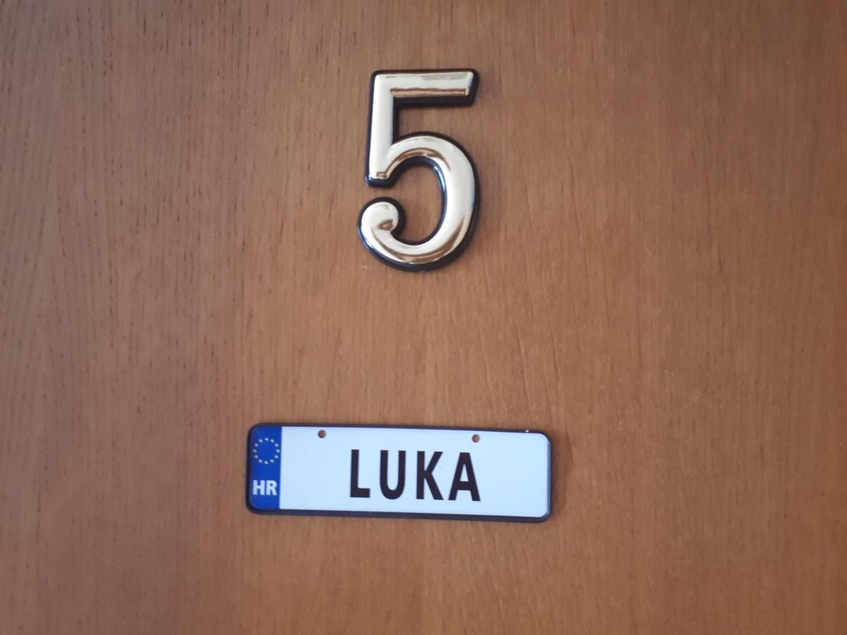 Apartmani Leko Mirjana Baška Voda Buitenkant foto