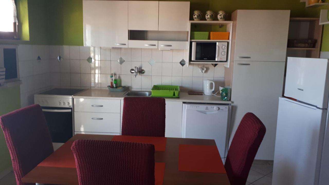 Apartmani Leko Mirjana Baška Voda Buitenkant foto