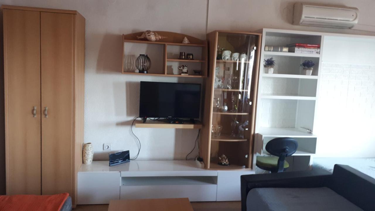 Apartmani Leko Mirjana Baška Voda Buitenkant foto