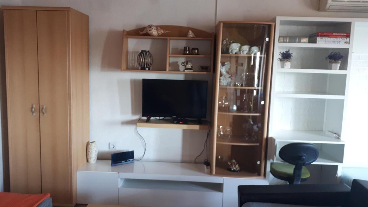 Apartmani Leko Mirjana Baška Voda Buitenkant foto