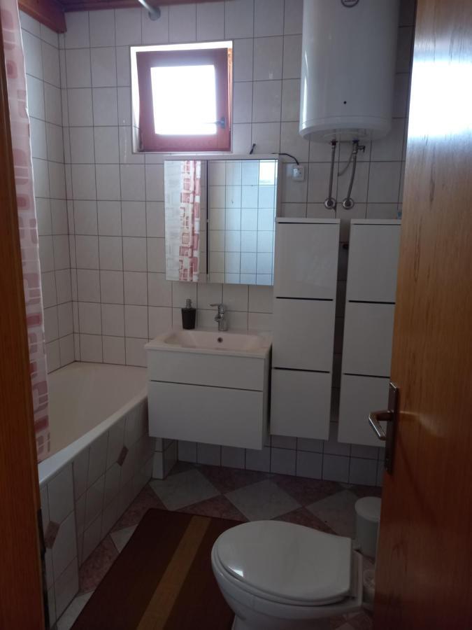 Apartmani Leko Mirjana Baška Voda Buitenkant foto
