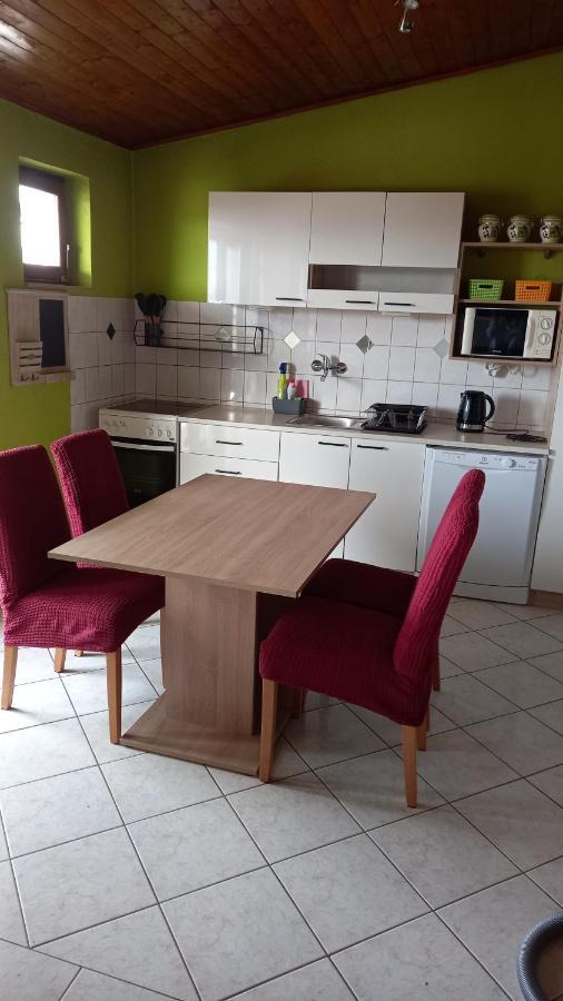 Apartmani Leko Mirjana Baška Voda Buitenkant foto