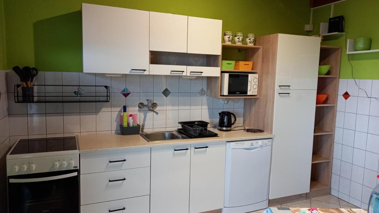 Apartmani Leko Mirjana Baška Voda Buitenkant foto